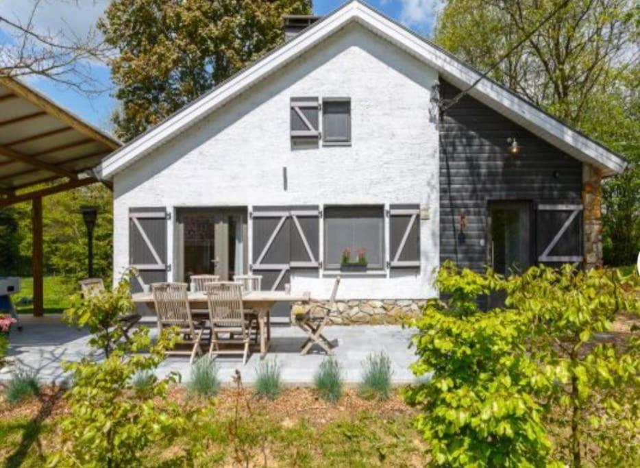 La P'Tite Maison Waimes Exteriör bild